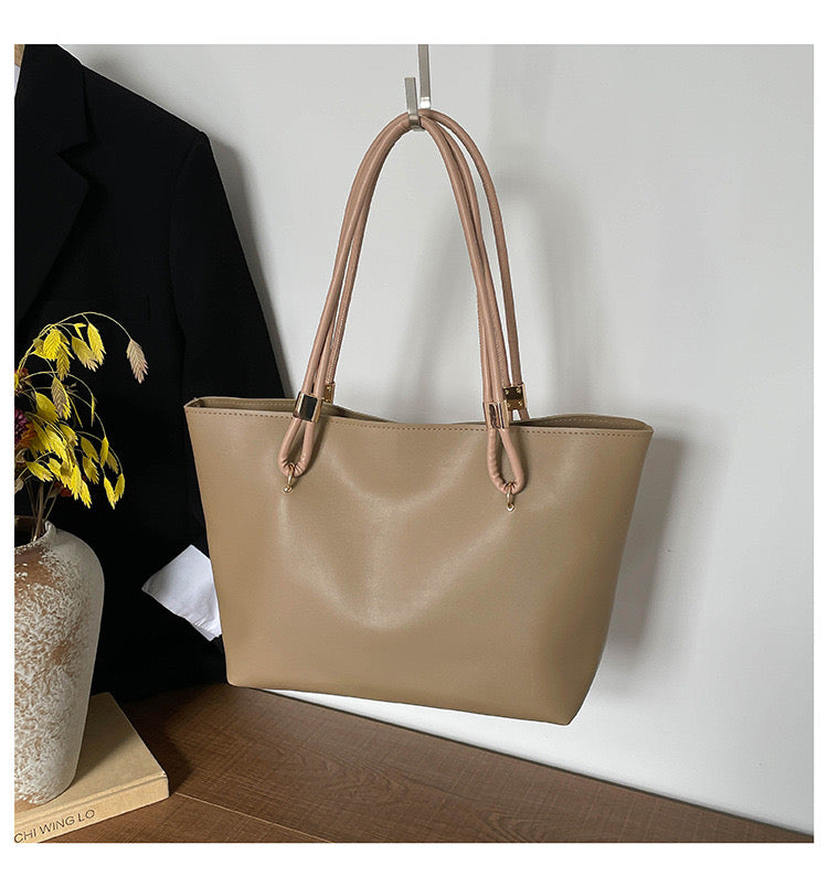 Simple large capacity Tote bag