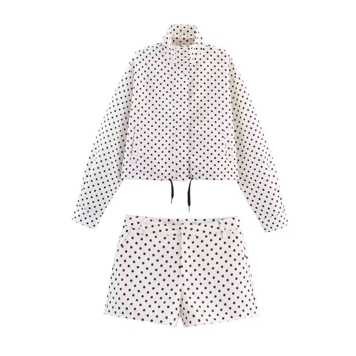 Ensemble à pois